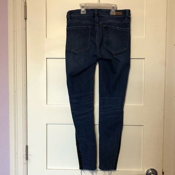 Dark wash ripped skinny jeans with black bands - Picture 4 of 4